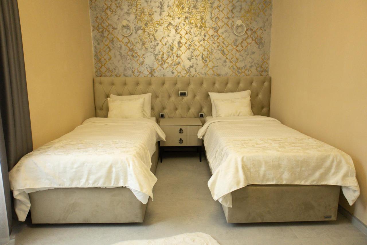All Elevens 11 Apartments 比托拉 外观 照片